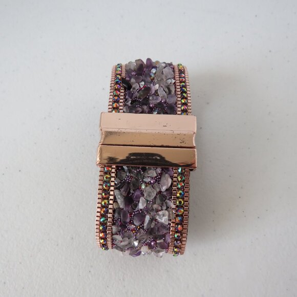 Natural Amethyst Chips Rhinestones Suede Leather Magnetic Clasp Bracelet - Picture 7 of 15